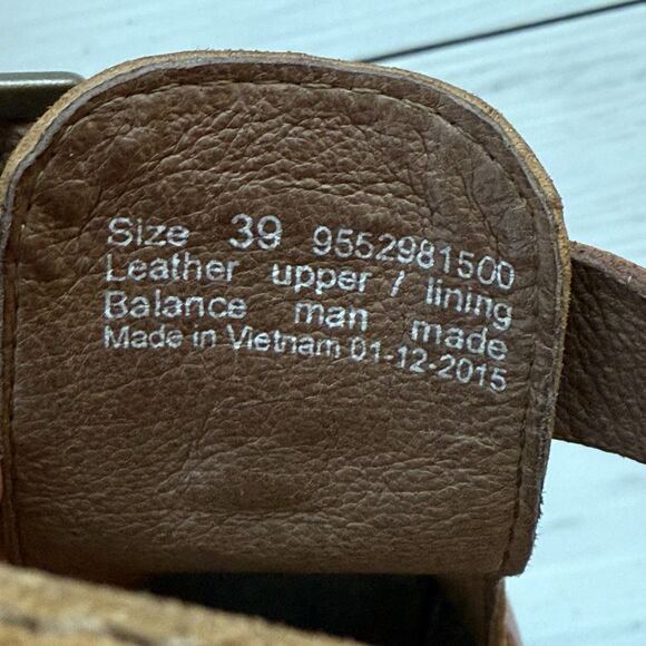 Dansko Dominique T-Strap Leather Heels Womens 39 Brown Strappy Sandals Wood Heel - Picture 6 of 10